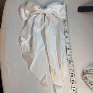 Elegant White Hair Bow with Barrette